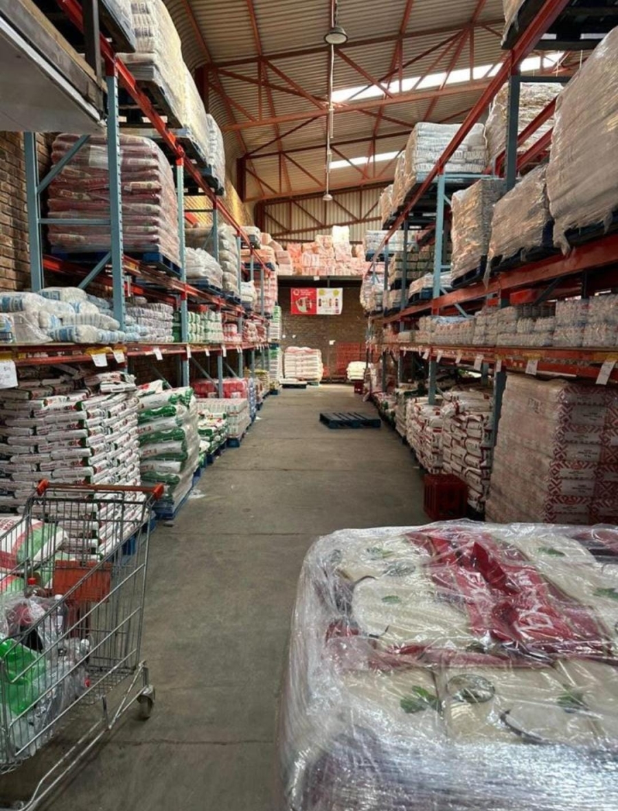 Commercial Property for Sale in Mafikeng Industrial North West